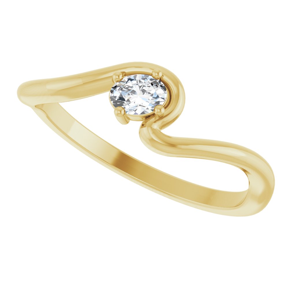 14K Yellow Gold 1/6 CT Lab-Grown Diamond Ring