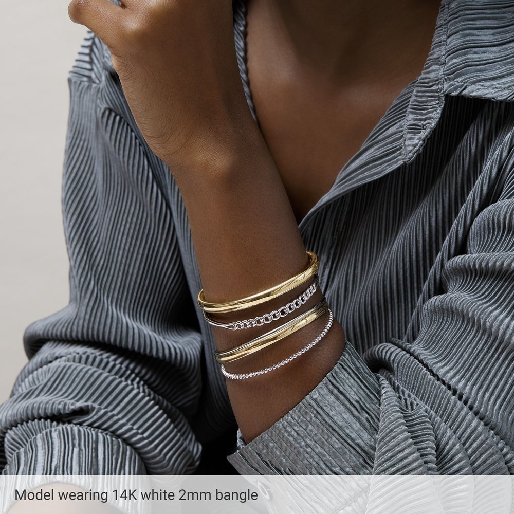 14K White Engravable 2 mm Half Round Bangle 7 1/2" Bracelet