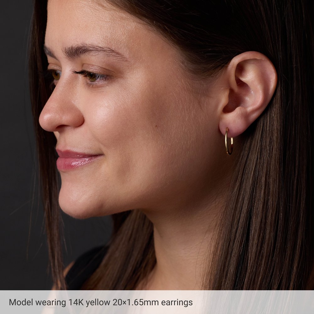 14K White Hinged 15 mm Hoop Earrings