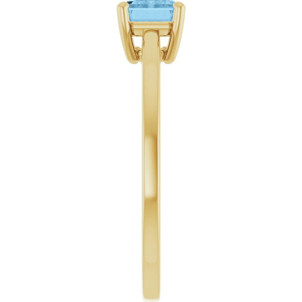 14K Yellow Gold Natural Sky Blue Topaz Solitaire Ring