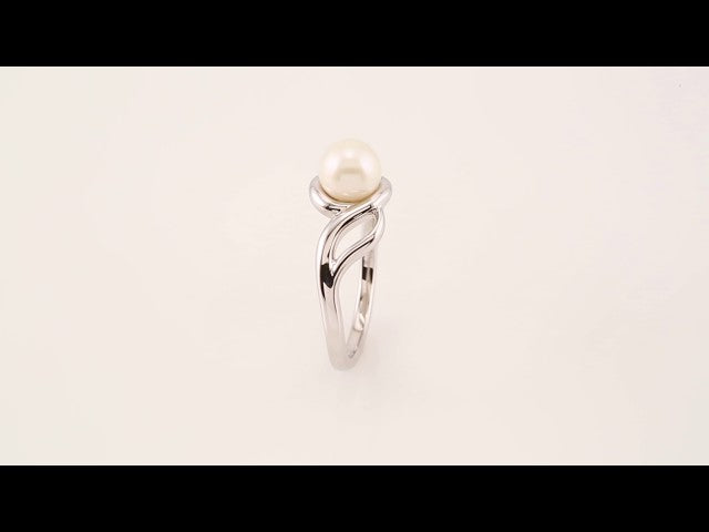 14K White Gold Cultured White Freshwater Pearl Ring