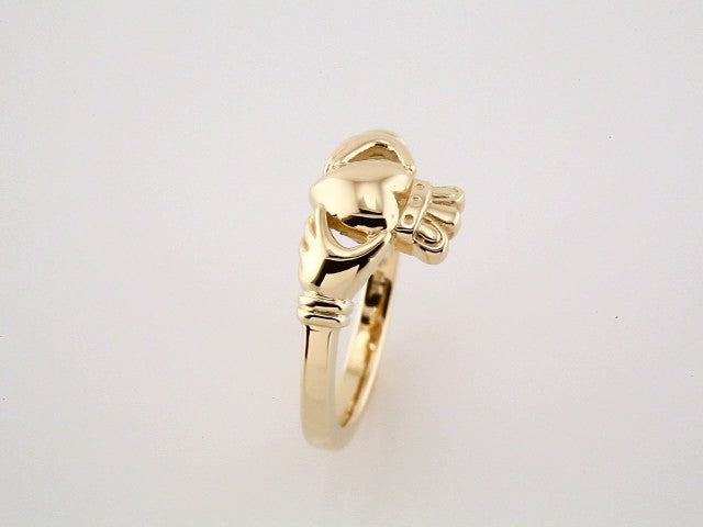 14K Yellow Claddagh Ring