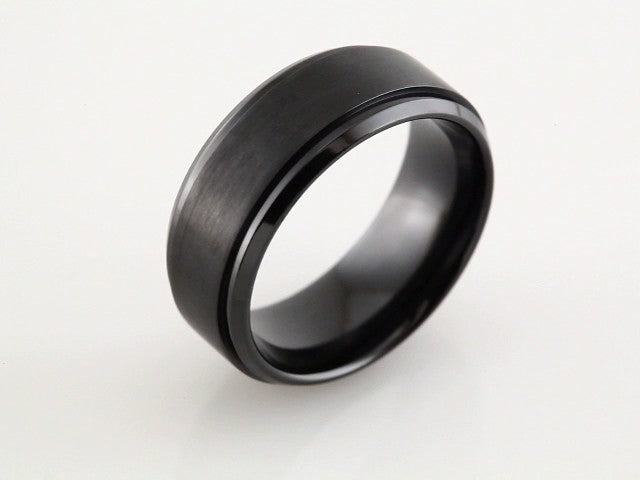 Black Titanium 9 mm Beveled Stepped-Edge Band Size 8