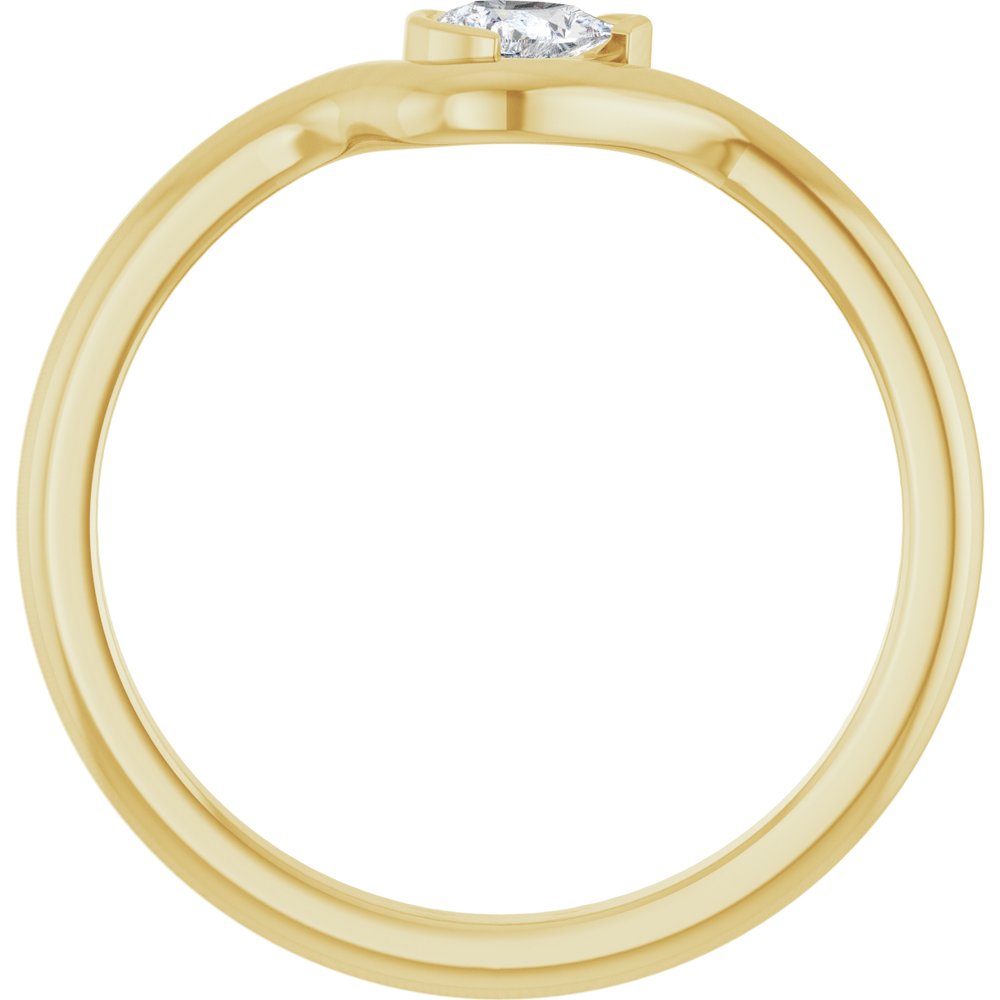 14K Yellow Gold 1/6 CT Natural Diamond Ring