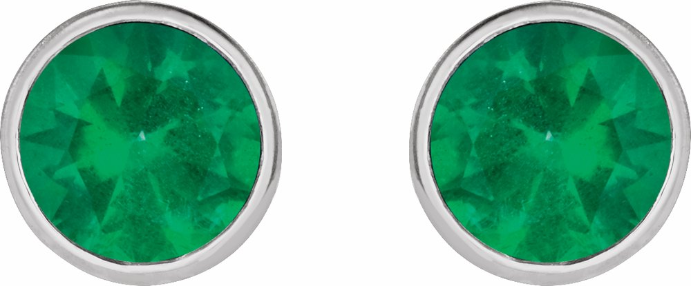 14K White Gold 5 mm Lab-Grown Emerald Lightweight Stud Earrings