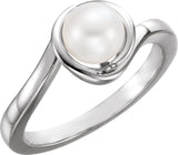 Sterling Silver Cultured White Freshwater Pearl Ring