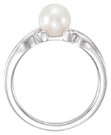 14K White Gold 6.5-7.0 mm Cultured White Freshwater Pearl Ring