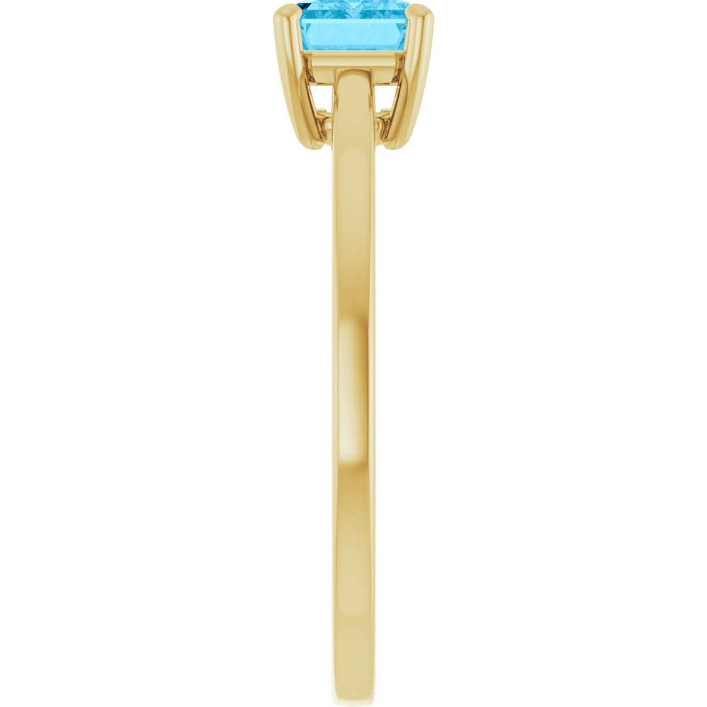 14K Yellow Gold Natural Aquamarine Solitaire Ring
