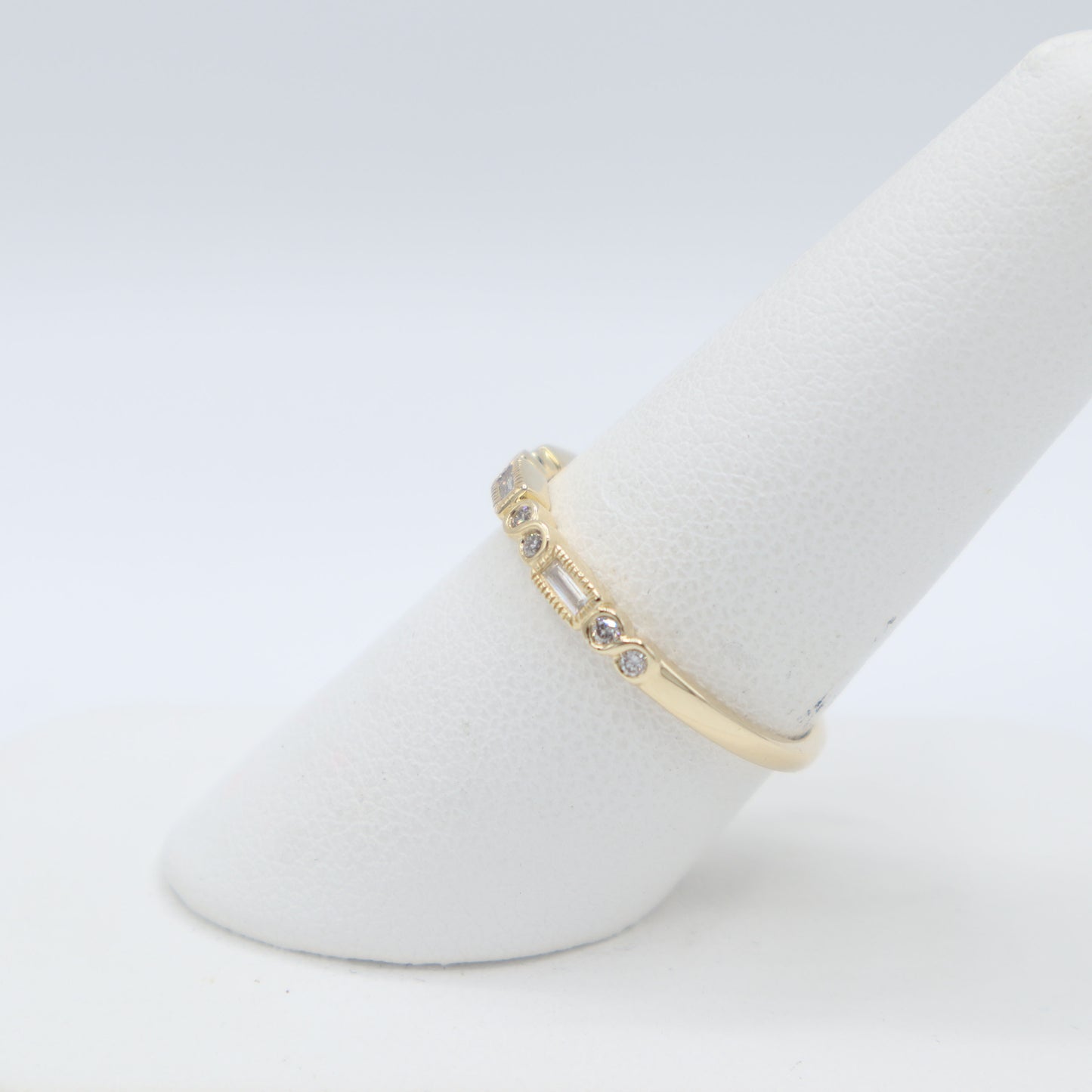 Baguette and Round Diamond Detailed Gold Band