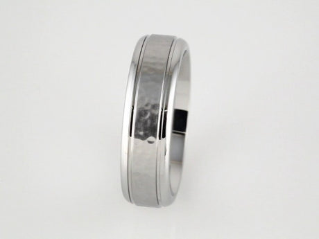 Cobalt 7 mm Stepped-Edge Grooved Comfort-Fit Band with Hammer Finish Size 8