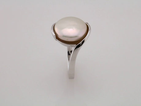 Sterling Silver Cultured White Freshwater Pearl Coin Ring