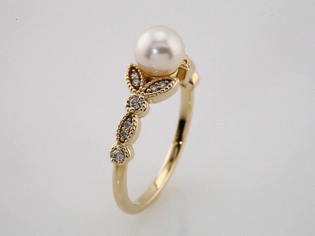 14K Yellow Gold Cultured White Freshwater Pearl & 1/10 CTW Natural Diamond Leaf Ring