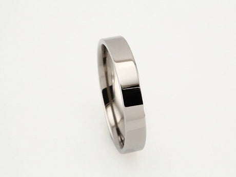 Titanium 4 mm Comfort-Fit Flat Band Size 7