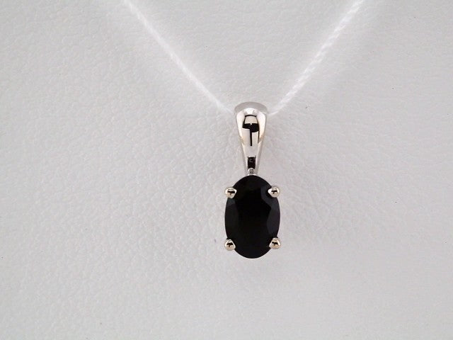 14K White Gold Natural Black Onyx Pendant