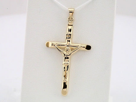 18K Yellow Gold 35x22 mm Crucifix Pendant