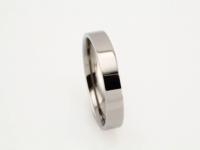 Titanium 4 mm Comfort-Fit Flat Band Size 7